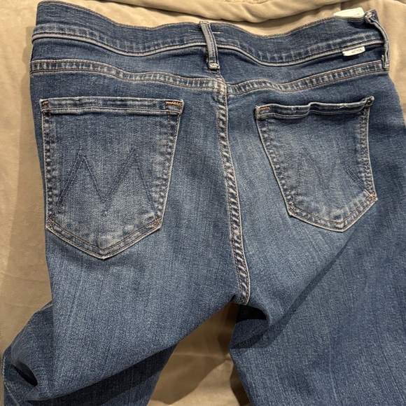 Mother Jeans The Outsider Ankle in Walking On Coals - Picture 5 of 7